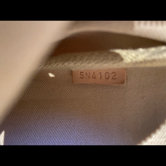 Louis Vuitton Eva clutc and zippy wallet - Picture 11 of 14